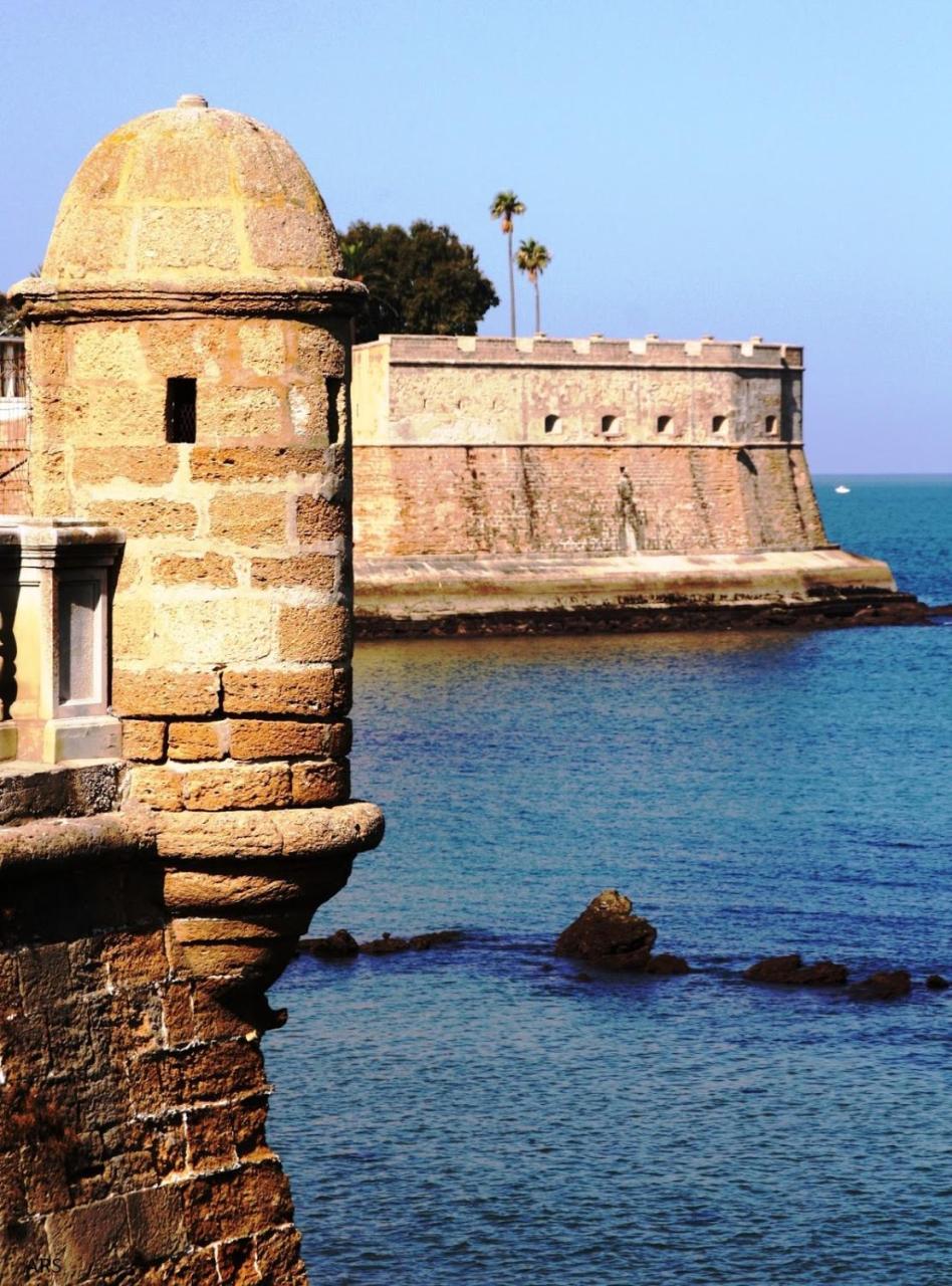 Alojamientos Cadiz Sol Εξωτερικό φωτογραφία